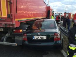 Samochód zderzył się z ciężarówką na obwodnicy Opola