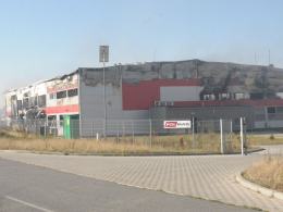 Płonie hala produkcyjna w Olszowej