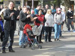 "Polska tylko dla Polaków". Manifestacja w Strzelcach Opolskich.