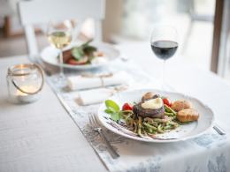 Restauracja Kredens czeka na smakoszy
