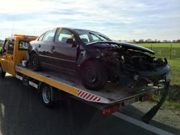 Wypadek podczas wyprzedzania na trasie Opole - Krapkowice