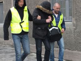 9 osób z zarzutami korupcyjnymi. Wśród nich celnicy.