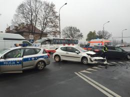 Wypadek na Zaodrzu, dwie osoby zostały ranne