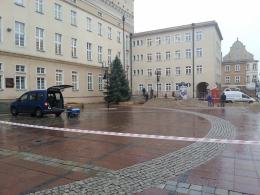 Ruszyła budowa lodowiska na opolskim rynku