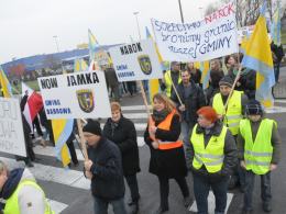 Mieszkańcy gminy Dobrzeń Wielki protestowali blokując drogi