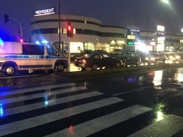 Pijany kierowca BMW wjechał pod prąd i uderzył w inne auto