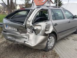 Wypadek na ul. Krapkowickiej, kierowca w szpitalu