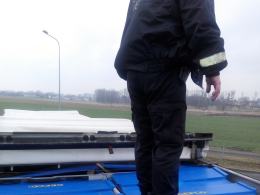 Celnicy i policjanci przechwycili na A4 rekordowy przemyt papierosów