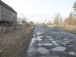 Czytelnicy alarmują: Tracimy klientów przez potężne dziury na ul. Zbożowej!