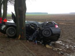 Tragiczny wypadek w Jemielnicy, dwie osoby zginęły