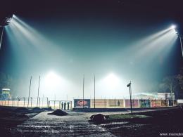 Jupitery na stadionie MKS Kluczbork już świecą