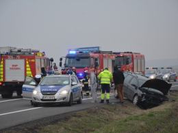 Groźny wypadek na "grzybku" we Wrzoskach