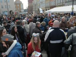 II Śniadanie Wielkanocne przyciągnęło na rynek ponad 1000 osób