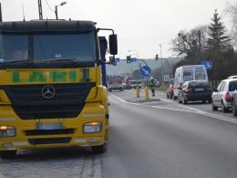 Groźne zderzenie na skrzyżowaniu w Dąbrowie