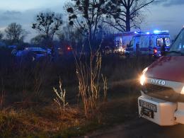 BMW dachowało w Brzegu. Kierowca zginął, pasażer został ranny.