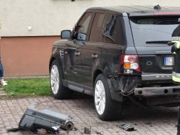 Kierowca hondy staranował auta na parkingu