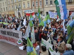 Prawie 2 tysiące osób protestowało przeciw powiększeniu Opola