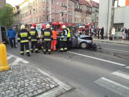 Groźny wypadek w Opolu. Jedna osoba ciężko ranna.