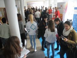 VII Giełda Pracy przyciągnęła tłumy studentów UO
