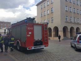 Alarm bombowy na rynku. Policja sprawdza lokale.