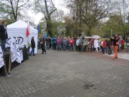 Komitet Obrony Demokracji zachęcał opolan do wspólnego czytania konstytucji