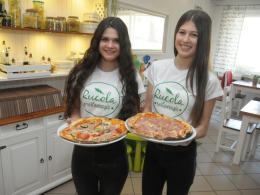 Kandydatki na Miss Opolszczyzny uczyły się przyrządzać pizzę