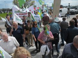 Przeciwnicy Dużego Opola blokowali drogę w Opolu. Powstały ogromne korki.