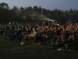 "Studenckie Kino Nocne" przyciągnęło setki żaków