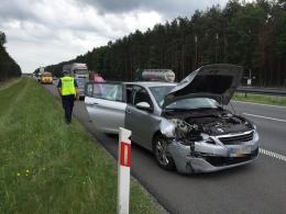Toyota i peugeot zderzyły się na autostradzie A4