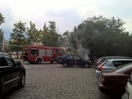 Pożar mercedesa przy ul. Piastowskiej