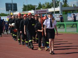Strażacy-ochotnicy rywalizują w zawodach sportowych