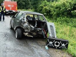 Groźny wypadek w Grądach koło Nysy. Trzy osoby ranne.