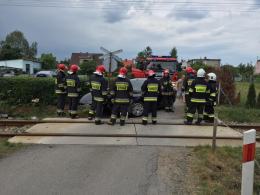 Zderzenie osobówki z szynobusem w Chmielowicach