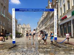 Zamgławiacze już ochładzają Opolan