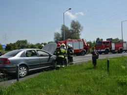 Citroen zapalił się na obwodnicy Opola
