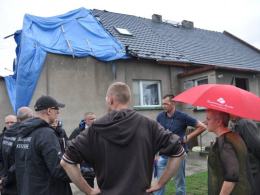 Po wichurze w Rogach. Będzie pomoc dla poszkodowanych mieszkańców.