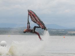Skutery wodne opanowały Jezioro Nyskie. Trwają Mistrzostwa Europy Jetski.