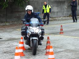 Policjant z Prudnika najlepszym funkcjonariuszem drogówki w regionie