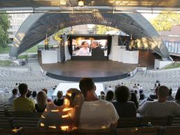 Kino pod gwiazdami, czyli nie samym festiwalem żyje amfiteatr