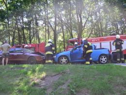 Zderzenie 3 pojazdów pomiędzy Skarbiszowem a Borkowicami