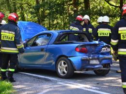 Zderzenie 3 pojazdów pomiędzy Skarbiszowem a Borkowicami