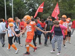 Wolontariusze Szlachetnej Paczki zatańczyli studniówkowego poloneza