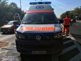 Zderzenie karetki pogotowia i audi na ul. Ozimskiej