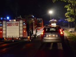 Wieczorny wypadek pod Dąbrową. Ranna kobieta, sprawca uciekł.