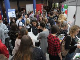 Maturzyści poznawali tajniki egzaminu dojrzałości na "Salonie Maturzystów"