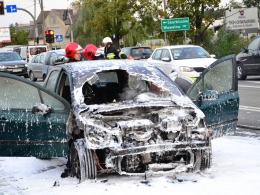 Peugeot stanął w ogniu podczas jazdy
