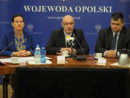 Wojewoda opolski uczci braci Kowalczyków