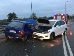 Opel i volkswagen zderzyły się na ul. Niemodlińskiej