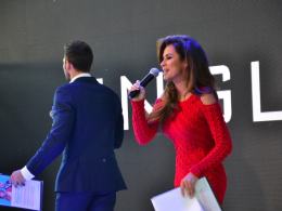 Natalia Siwiec i Rafał Maślak prowadzili pokaz mody