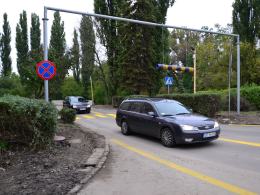 Most na ul. Niemodlińskiej zamknięty. Od dziś jeździmy kładką.